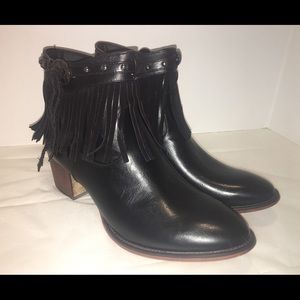 NWB Steve Madden heeled booties Size 11